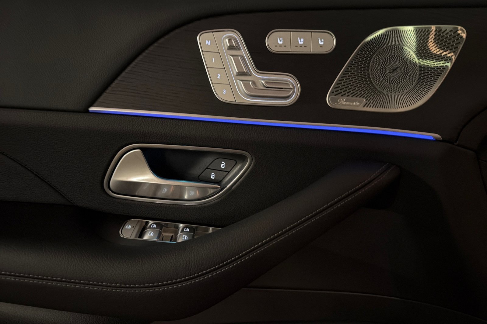 New 2027 Mercedes-Benz GLS 450 4MATIC image 10