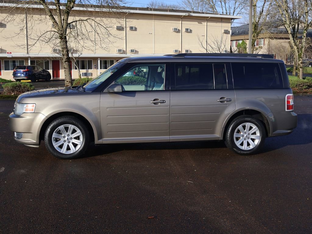 Used 2012 Ford Flex SE image 3