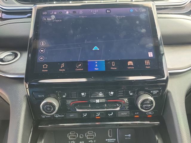 Used 2023 Jeep Grand Cherokee Overland w/ Advanced Protech Group III image 25