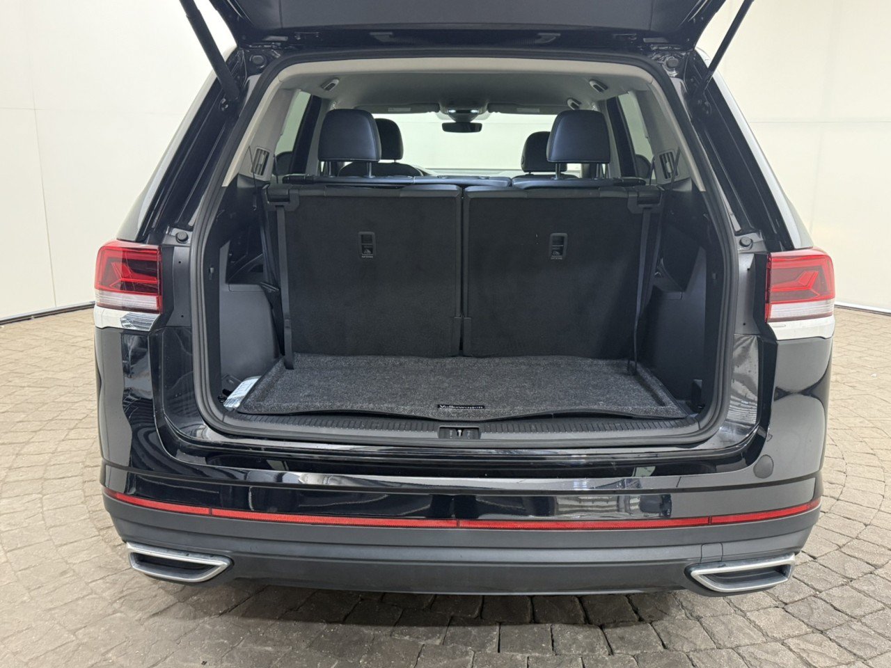 Used 2026 Volkswagen Atlas SE AWD/4WD image 7