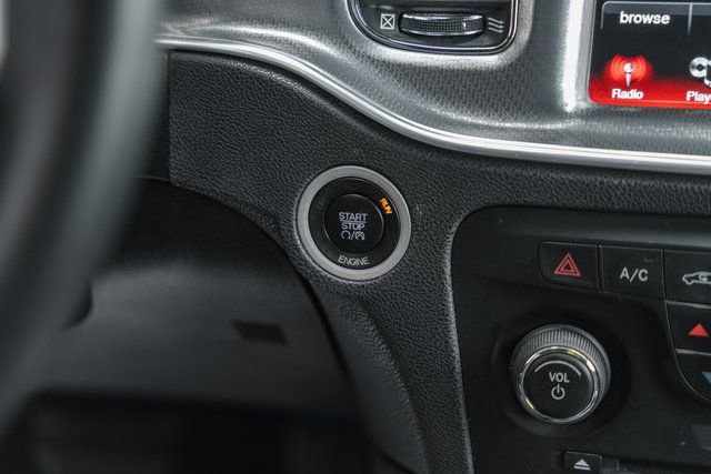 Used 2014 Dodge Charger R/T w/ Wheels & Tunes Group image 31