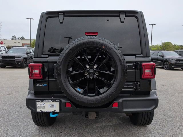 Certified 2023 Jeep Wrangler Unlimited Sahara w/ Cold Weather Group AWD/4WD image 6