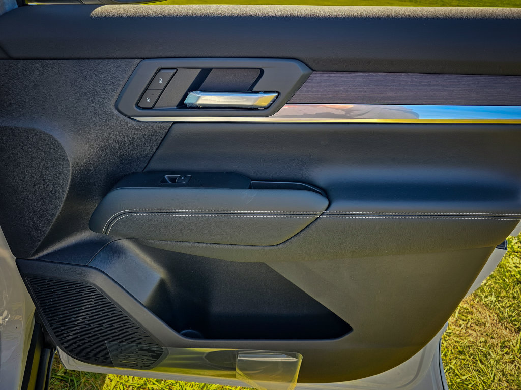 New 2027 GMC Terrain Denali AWD/4WD image 42