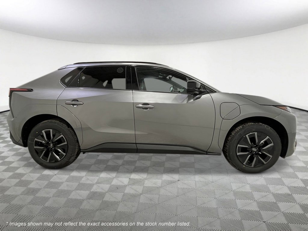 New 2026 Subaru Solterra Premium image 8