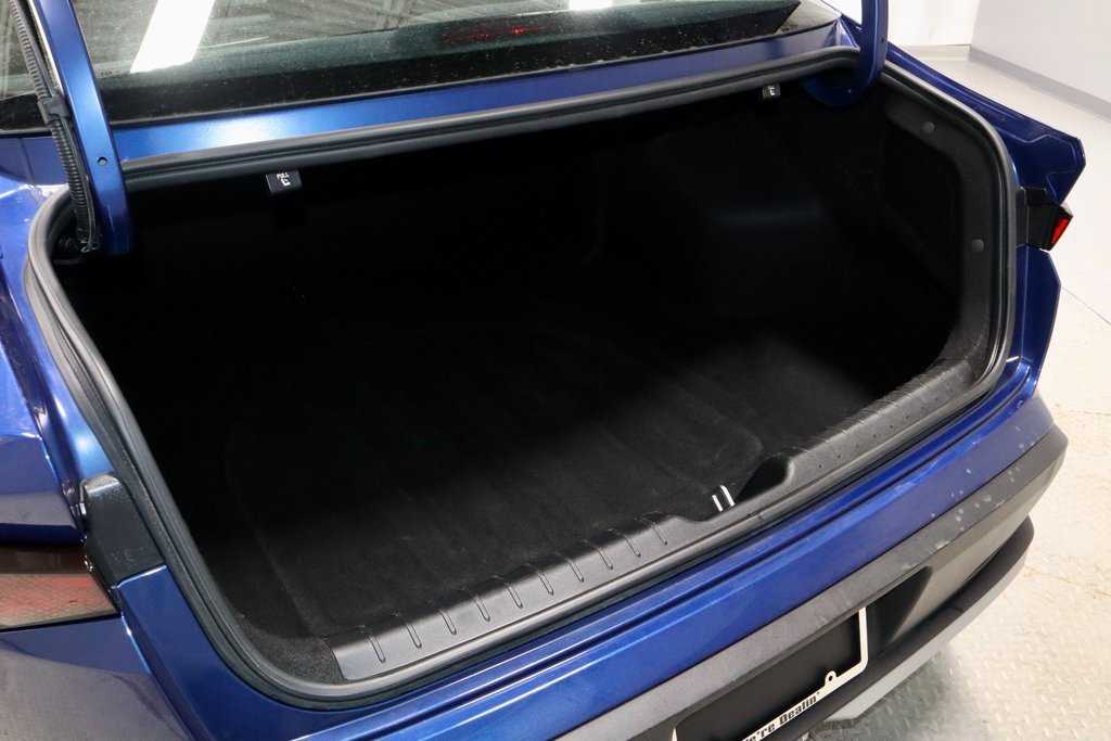 Used 2025 Kia K4 LXS image 12