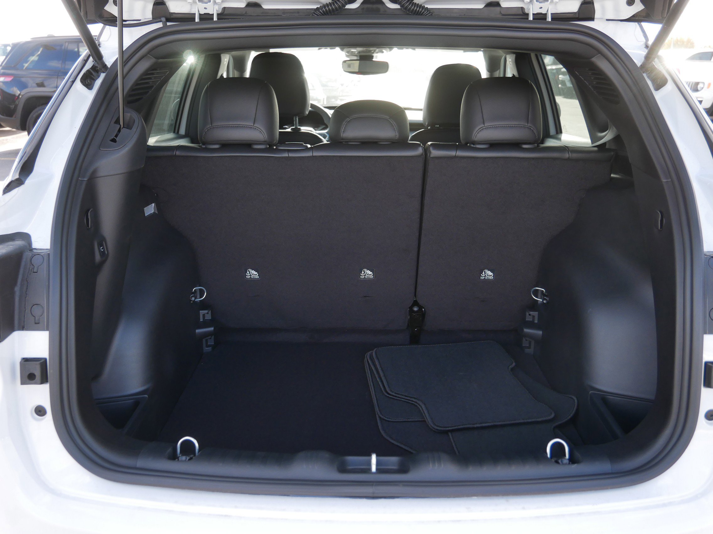 New 2026 Jeep Compass Limited image 5