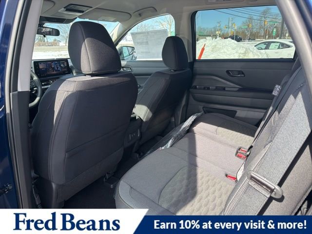 New 2026 Nissan Pathfinder SV image 18