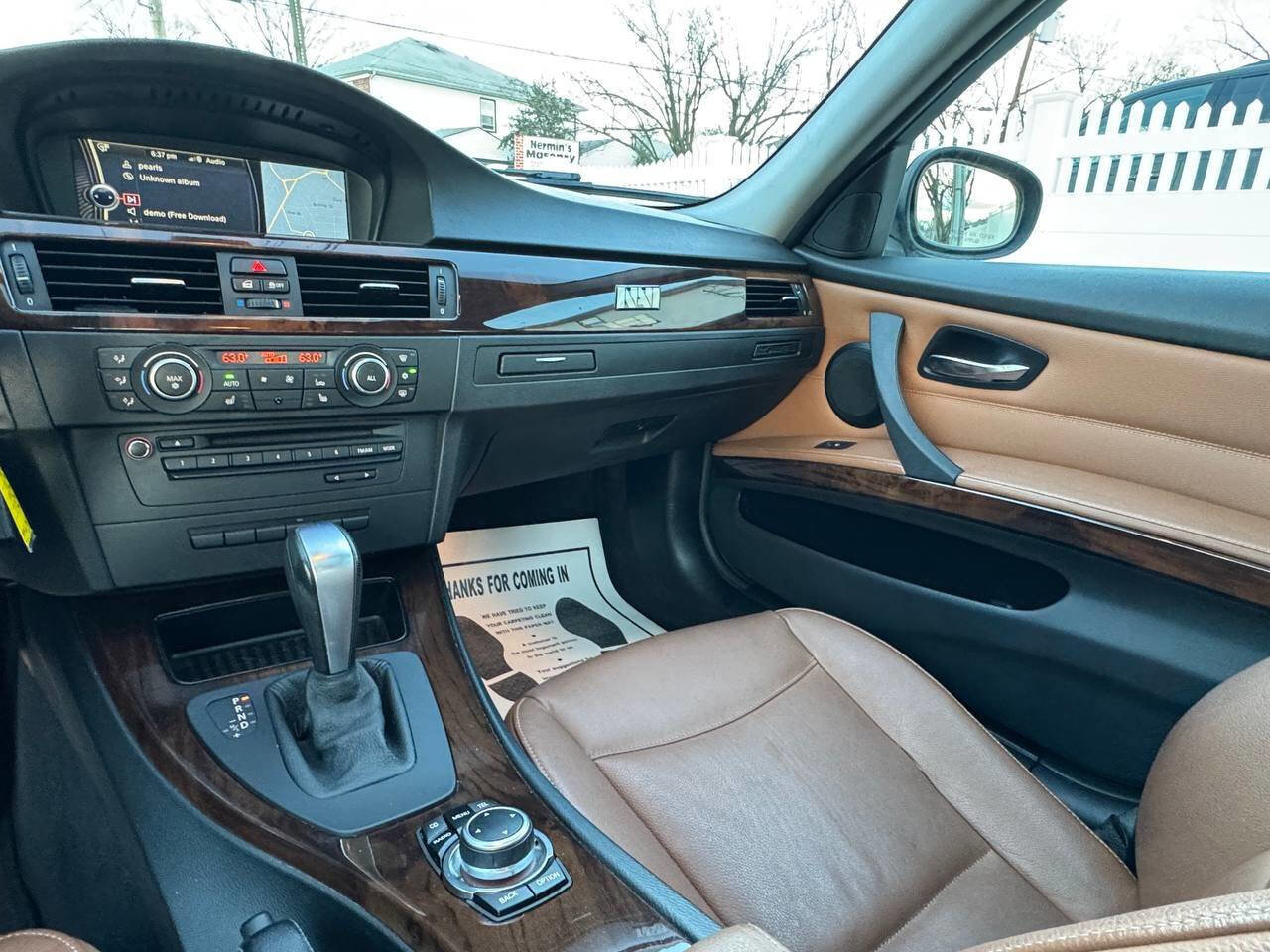 Used 2011 BMW 328i xDrive Sedan image 8