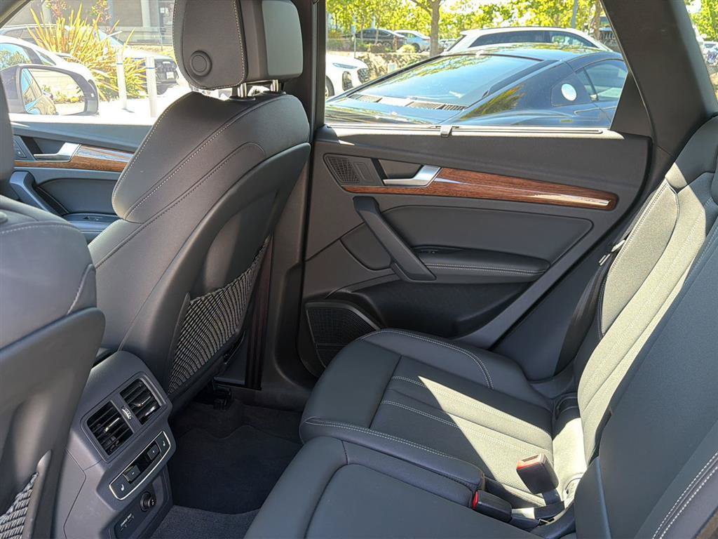 Used 2024 Audi Q5 e Prestige w/ Prestige Package AWD/4WD image 14