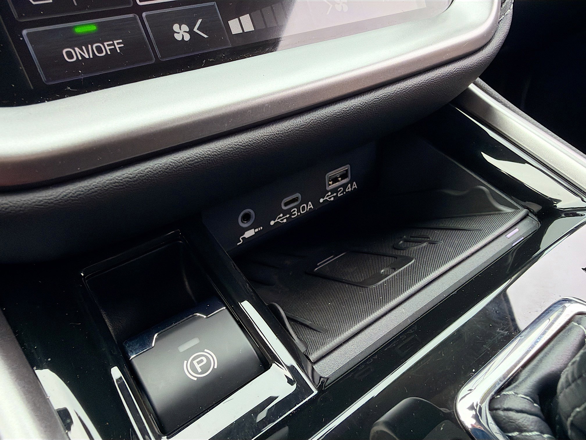 Certified 2025 Subaru Outback Touring image 29