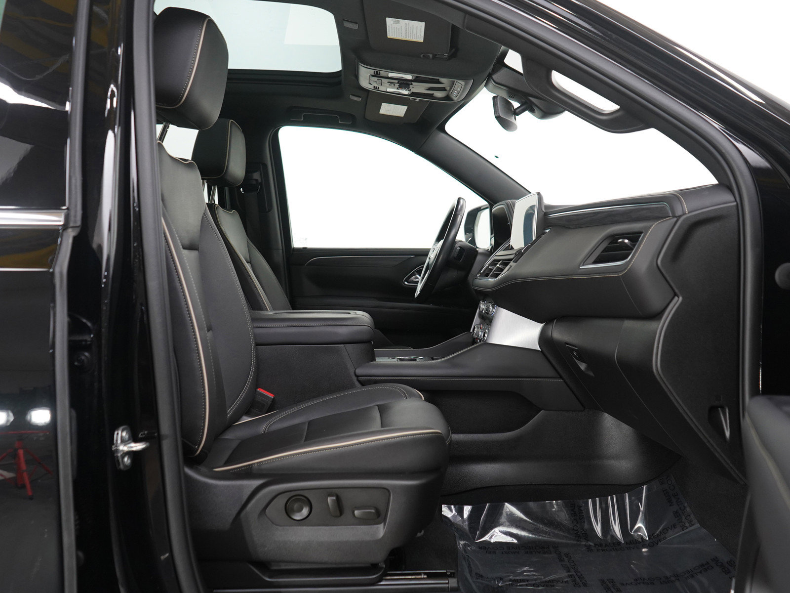 Used 2022 GMC Yukon XL SLT image 10