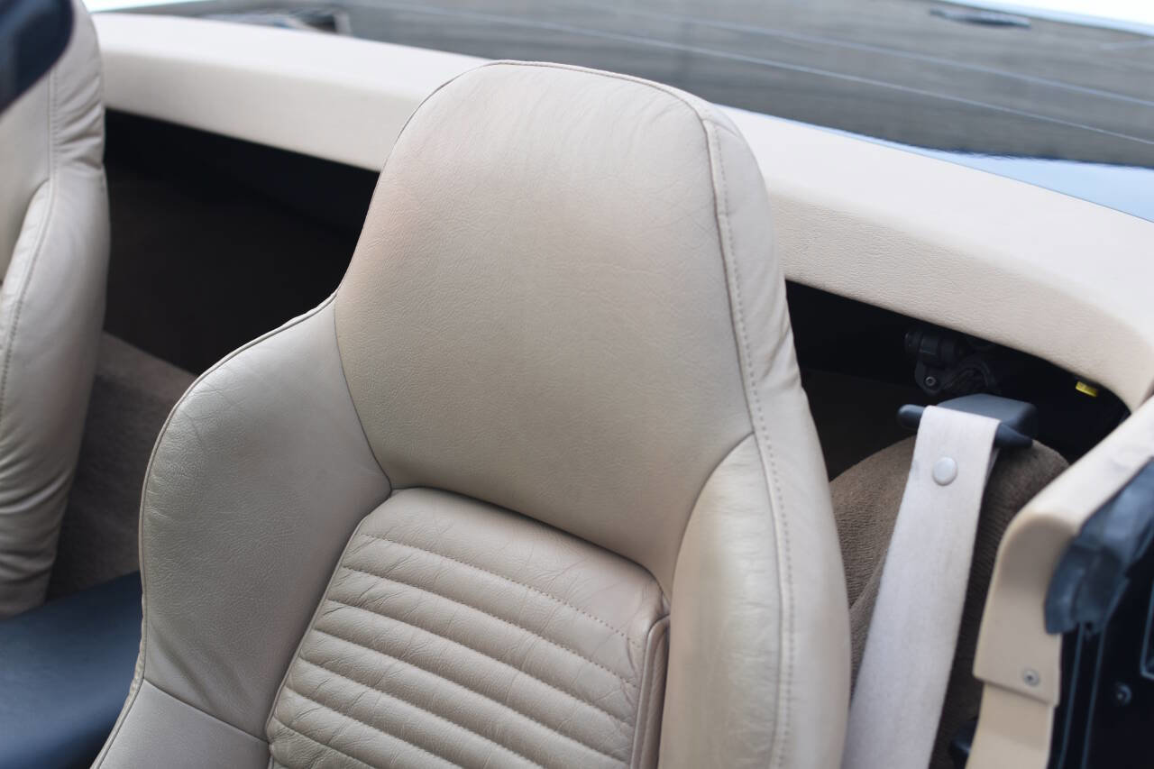Used 1994 Chevrolet Corvette Convertible image 43