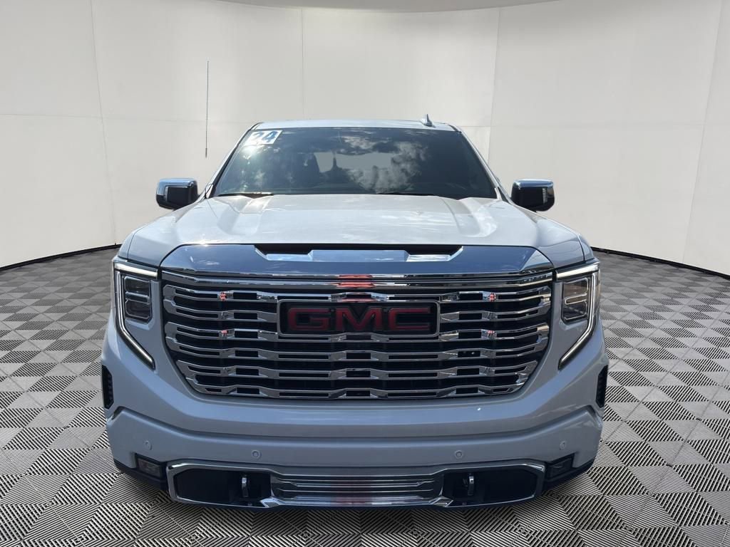 Used 2024 GMC Sierra 1500 Denali w/ Denali Reserve Package image 9