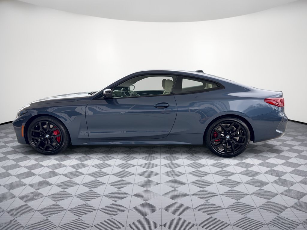 Used 2027 BMW 430i Coupe w/ M Sport Package AWD/4WD image 2