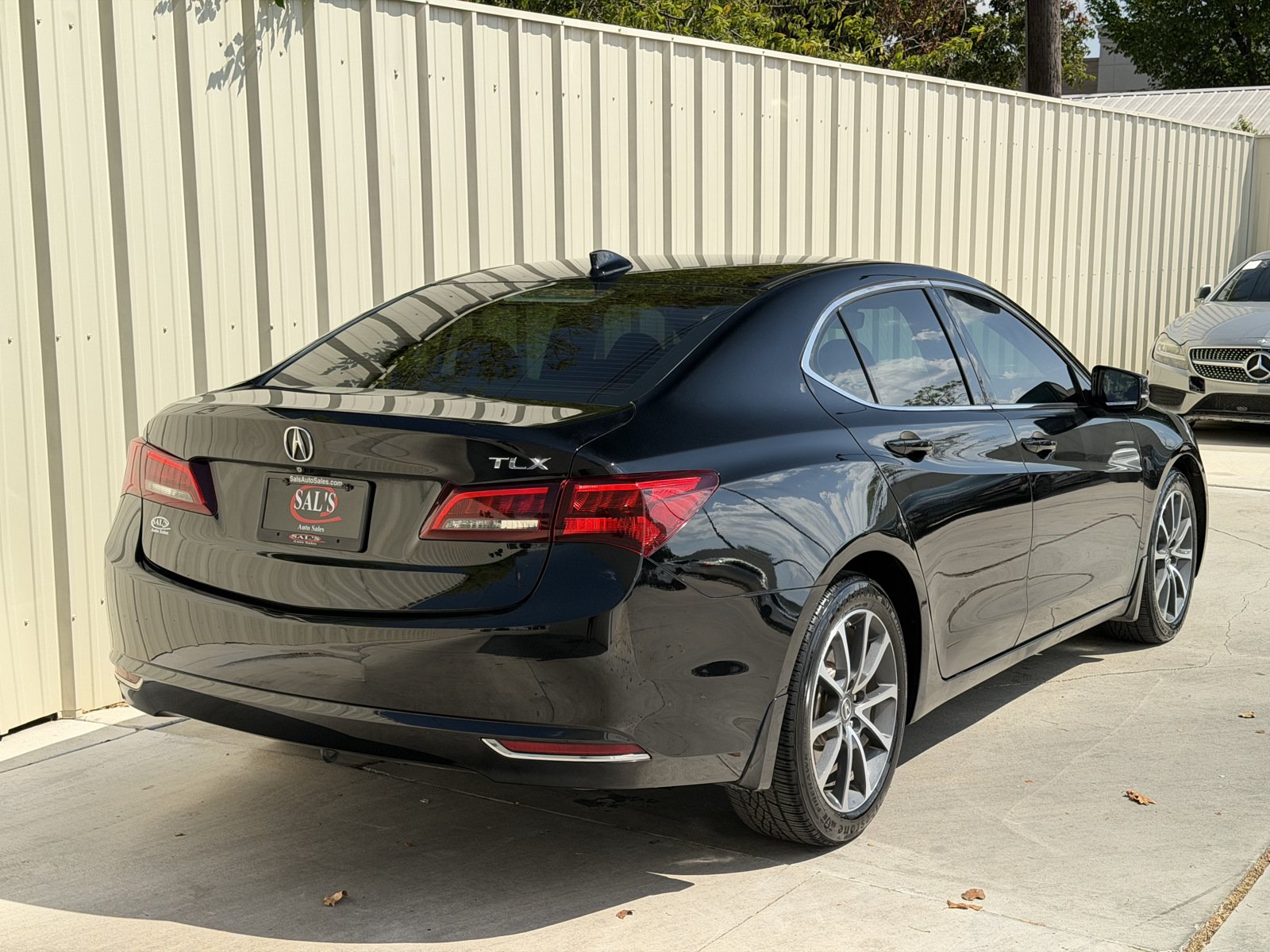 Used 2015 Acura TLX w/ Technology Package FWD image 5