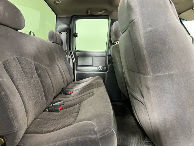 Used 2002 Chevrolet Silverado 2500 LS w/ Snow Plow Prep Pkg AWD/4WD image 13