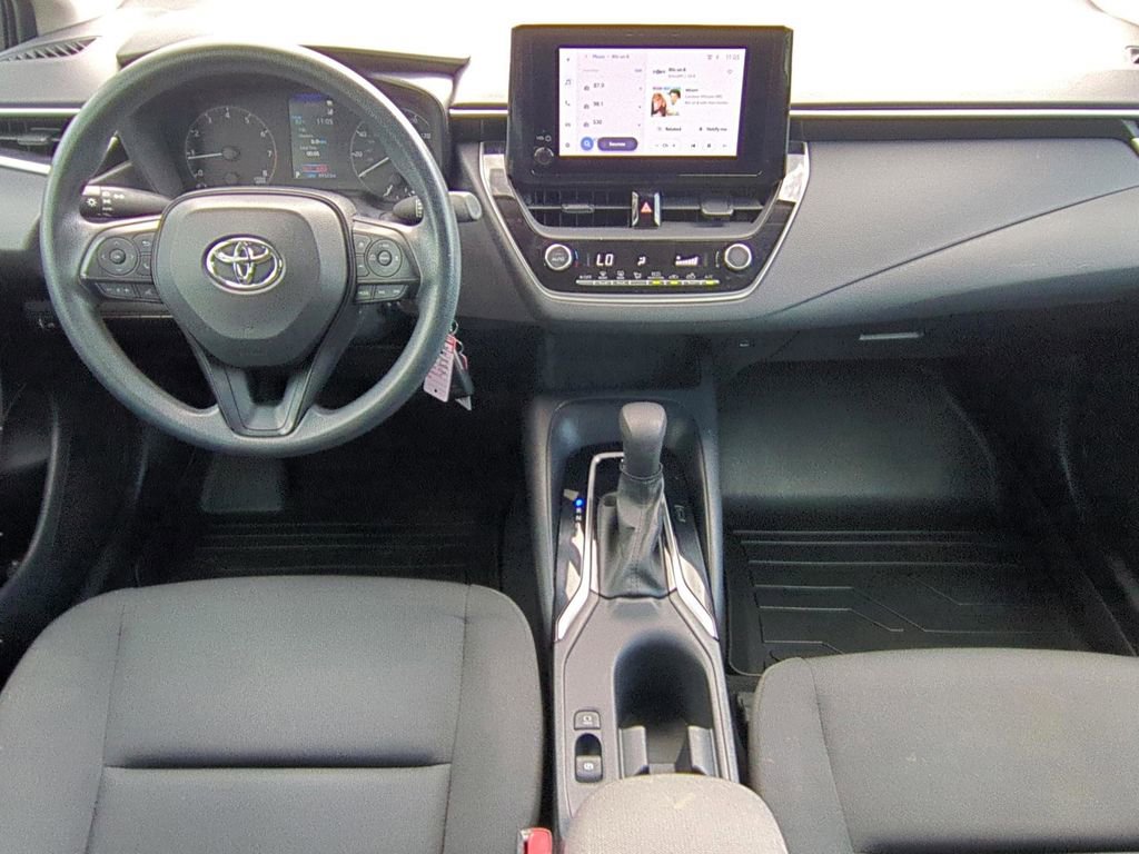 Used 2023 Toyota Corolla LE FWD image 10