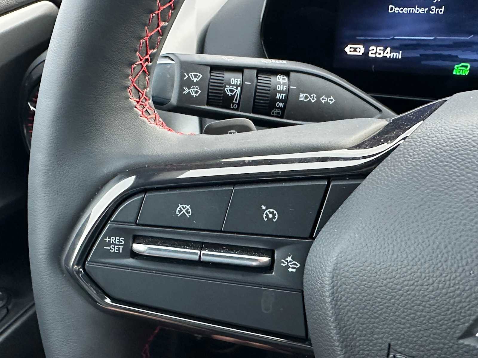 Used 2024 Chevrolet Equinox EV RS image 34