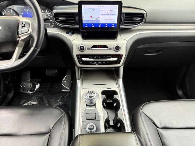 Used 2021 Ford Explorer XLT w/ Equipment Group 202A image 15