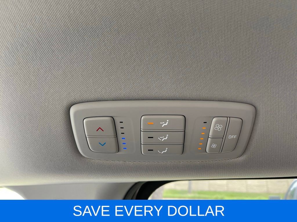Used 2023 Kia Carnival LX FWD image 25