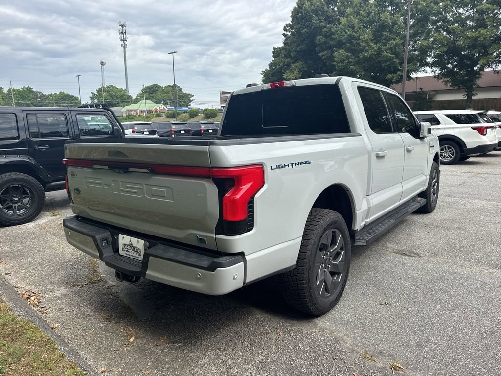 Used 2023 Ford F150 Lightning Lariat w/ Equipment Group 511A High AWD/4WD image 4