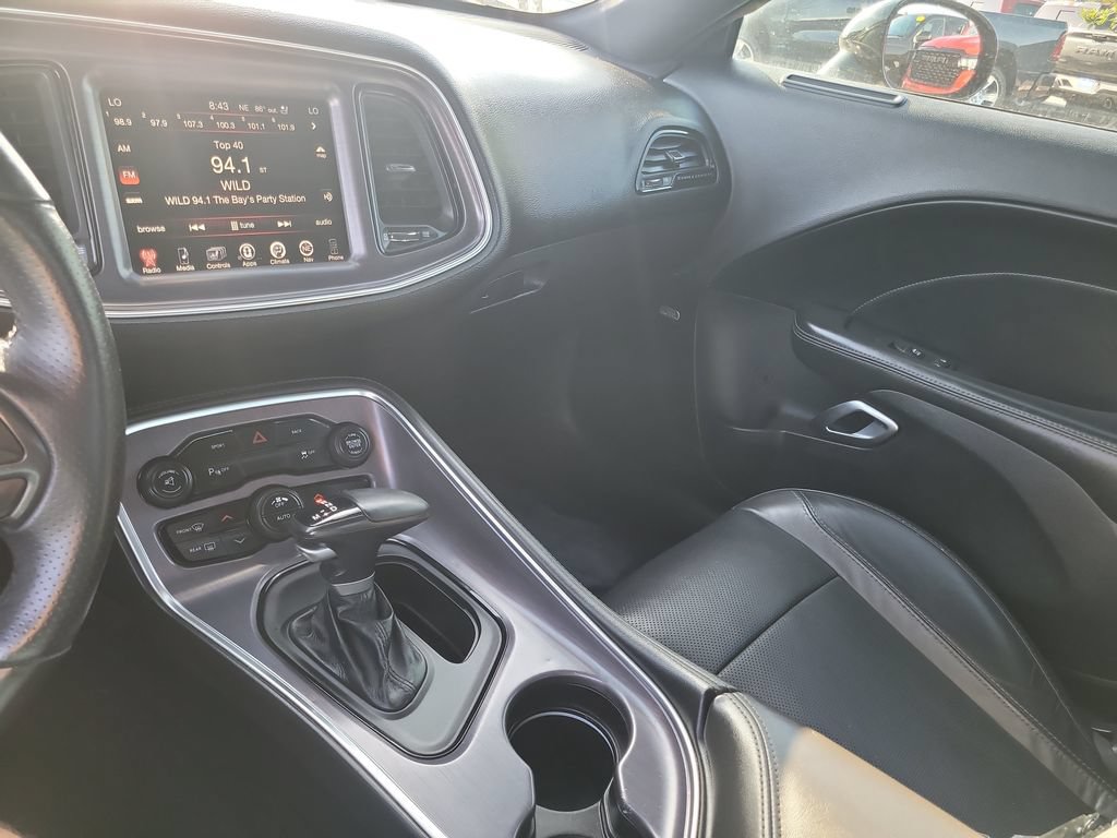 Used 2016 Dodge Challenger SXT Plus RWD image 17