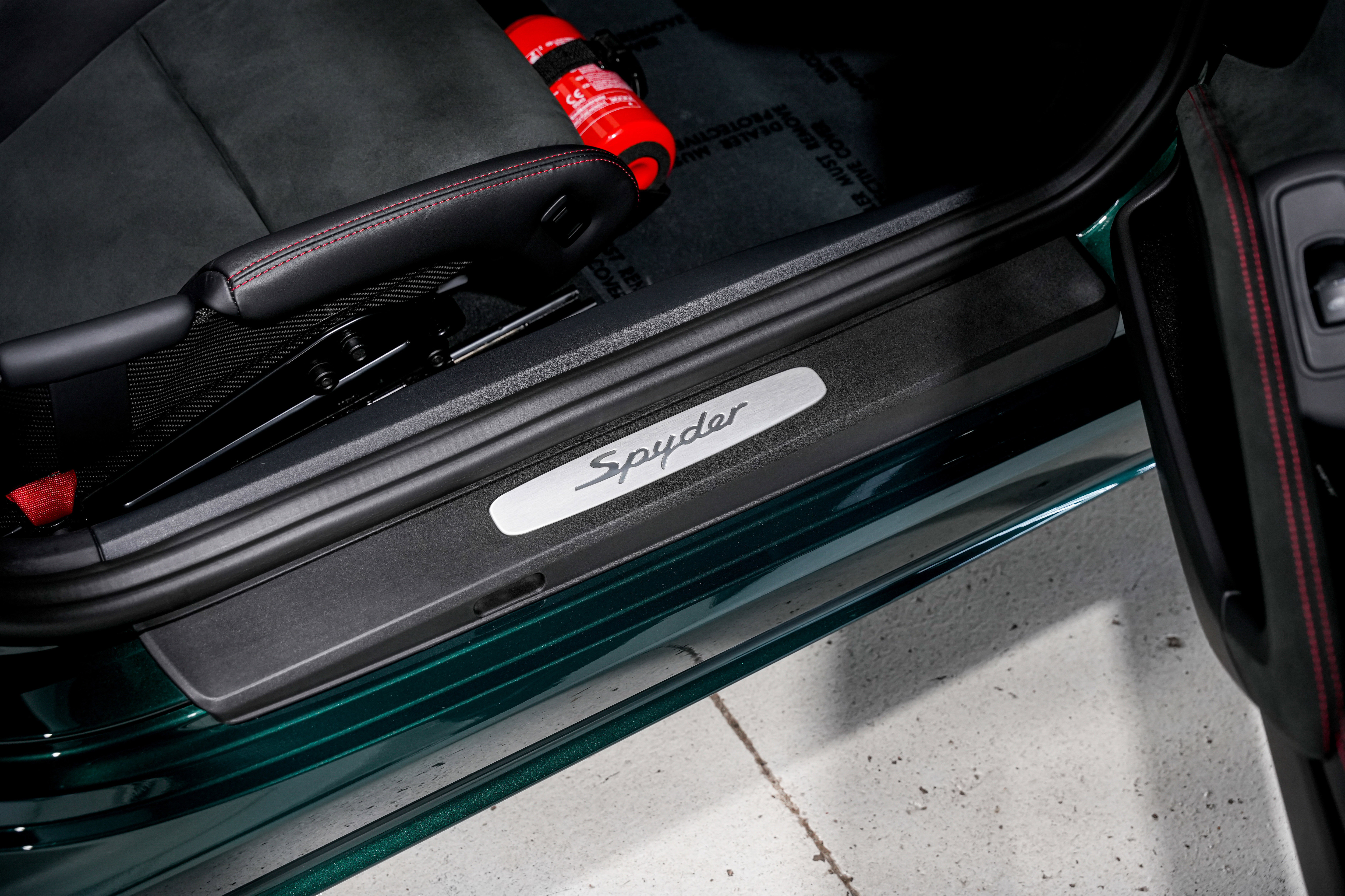 Used 2023 Porsche 718 Boxster Spyder image 28