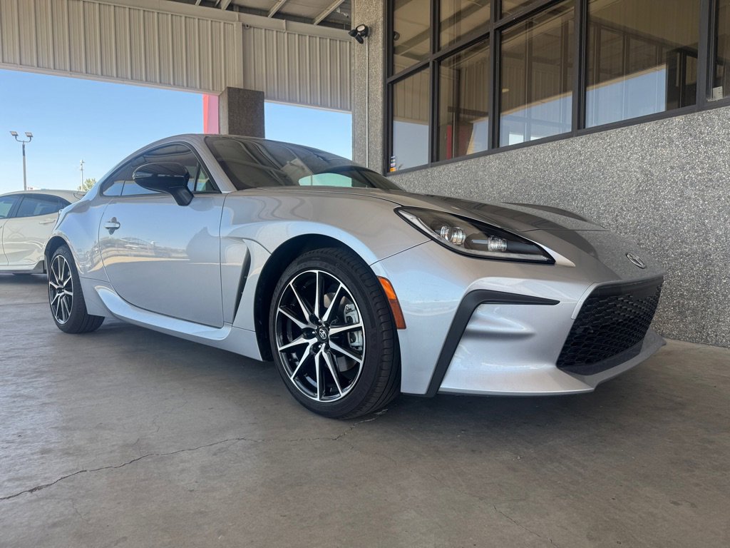 Used 2024 Toyota GR86 image 39