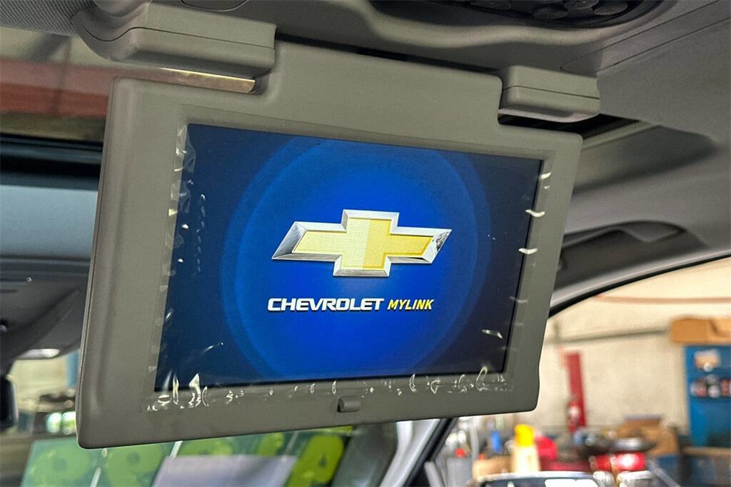 Used 2020 Chevrolet Tahoe Premier w/ Premier 6.2L Value Package image 15