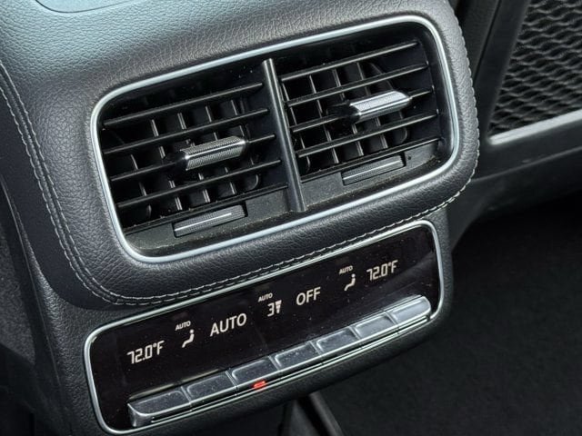 Used 2025 Mercedes-Benz GLS 450 4MATIC image 32