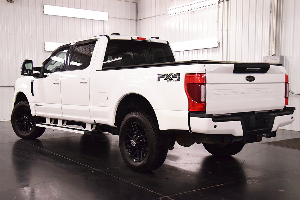 Used 2022 Ford F250 Lariat w/ Black Appearance Pkg AWD/4WD image 5
