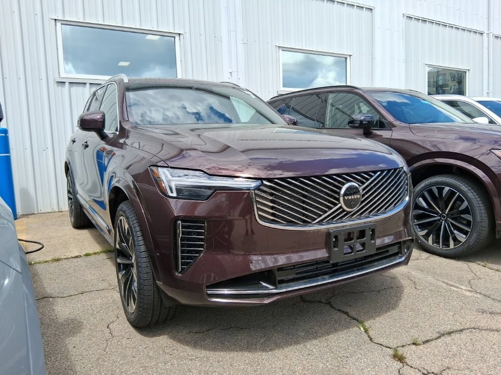 New 2026 Volvo XC90 T8 Ultra w/ Protection Package Premier AWD/4WD image 2