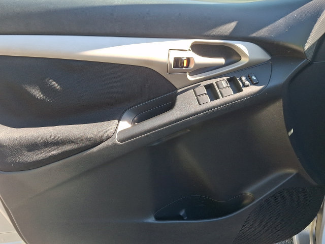 Used 2009 Toyota Matrix FWD image 13