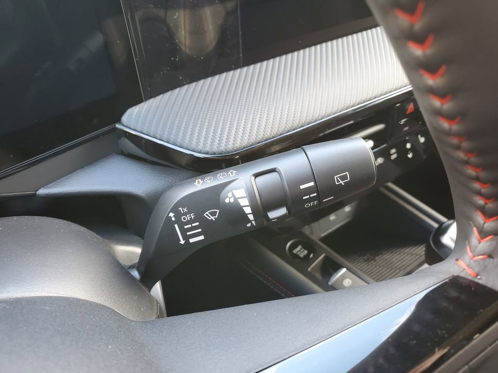 New 2026 Nissan Kicks SR w/ Cold Weather Package image 22