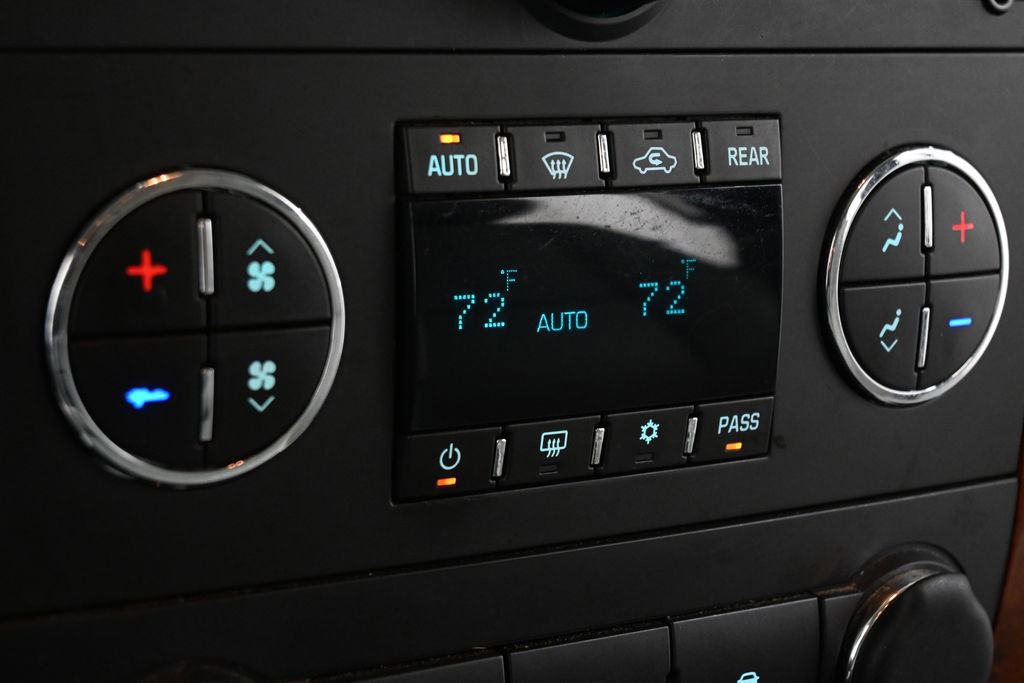 Used 2013 Chevrolet Tahoe LT w/ Luxury Package image 30