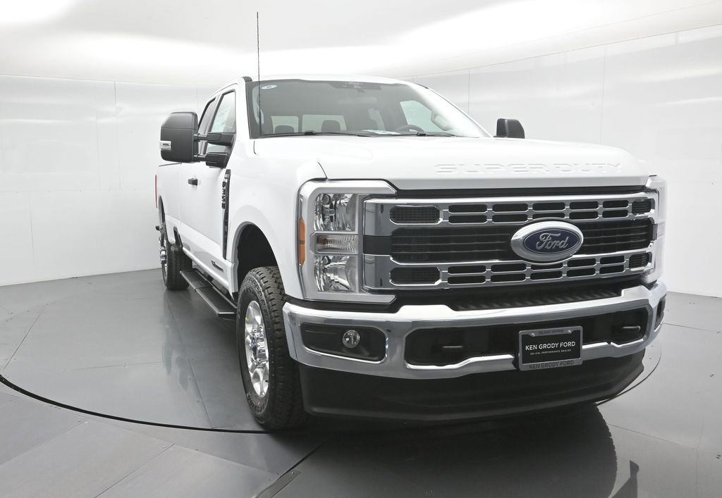 New 2026 Ford F350 XLT w/ FX4 Off-Road Package image 49