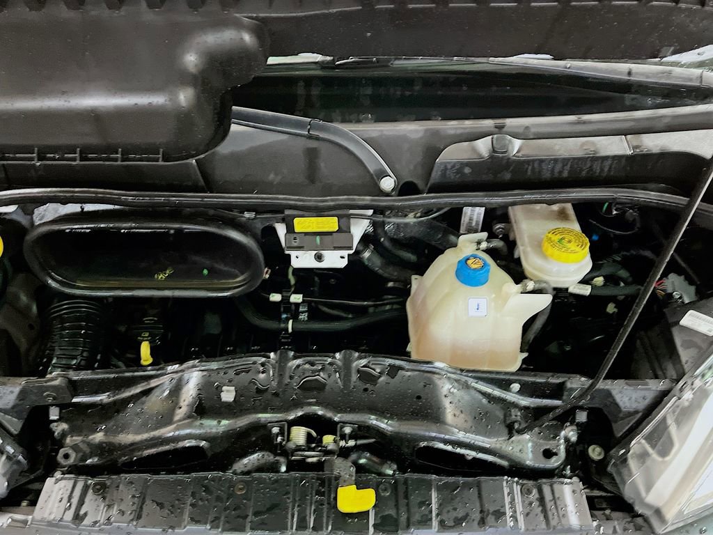 Used 2024 RAM ProMaster 2500 w/ Convenience Group image 24