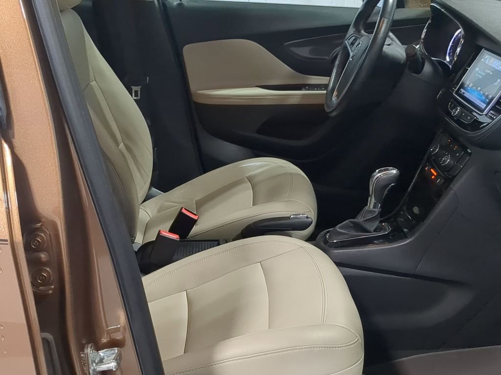 Used 2017 Buick Encore Essence image 27