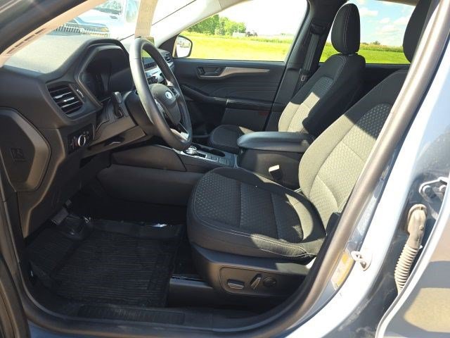 Used 2023 Ford Escape Active AWD/4WD image 17