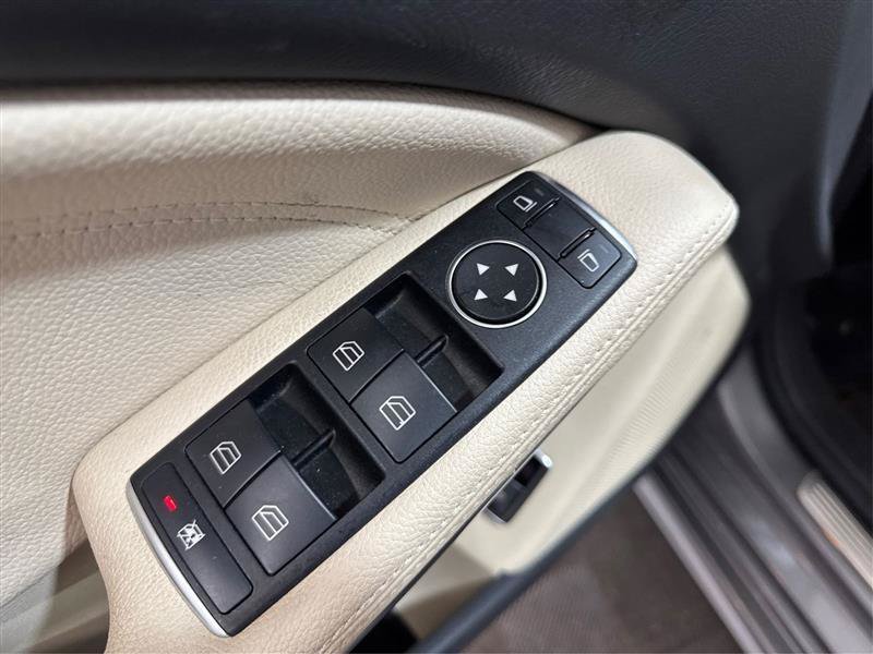 Used 2015 Mercedes-Benz CLA 250 4MATIC image 30