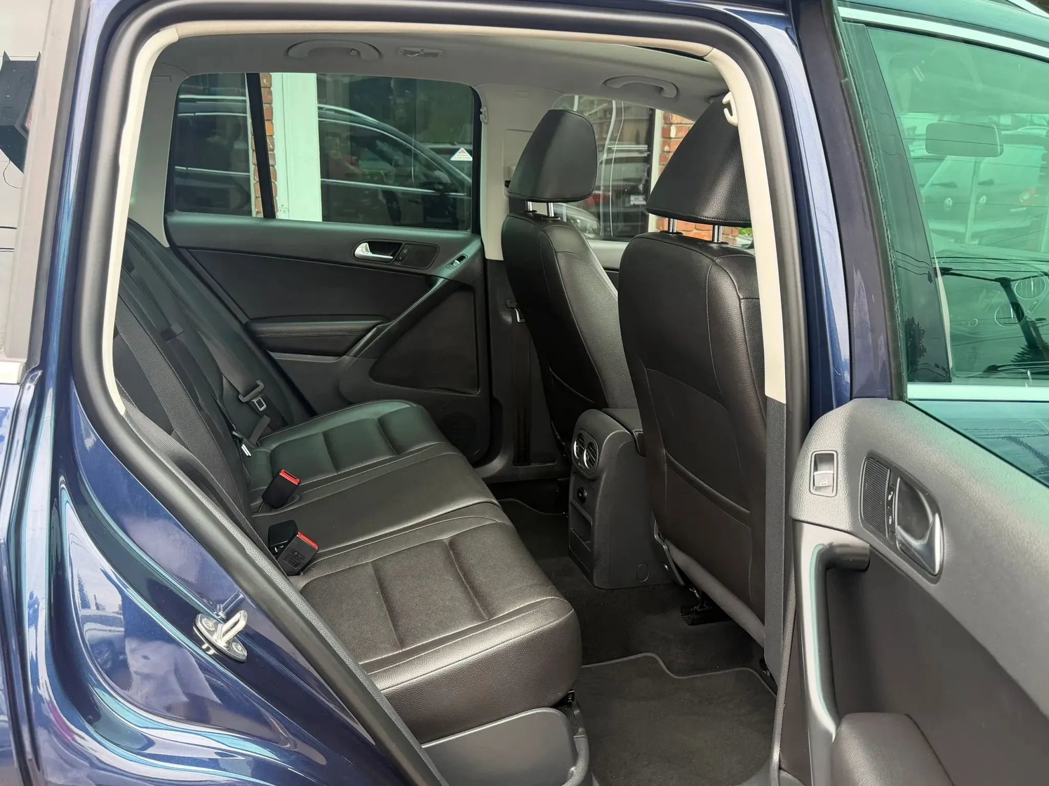 Used 2013 Volkswagen Tiguan S AWD/4WD image 12