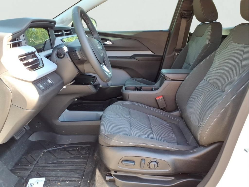 New 2027 Chevrolet Bolt LT w/ Comfort Package FWD image 16