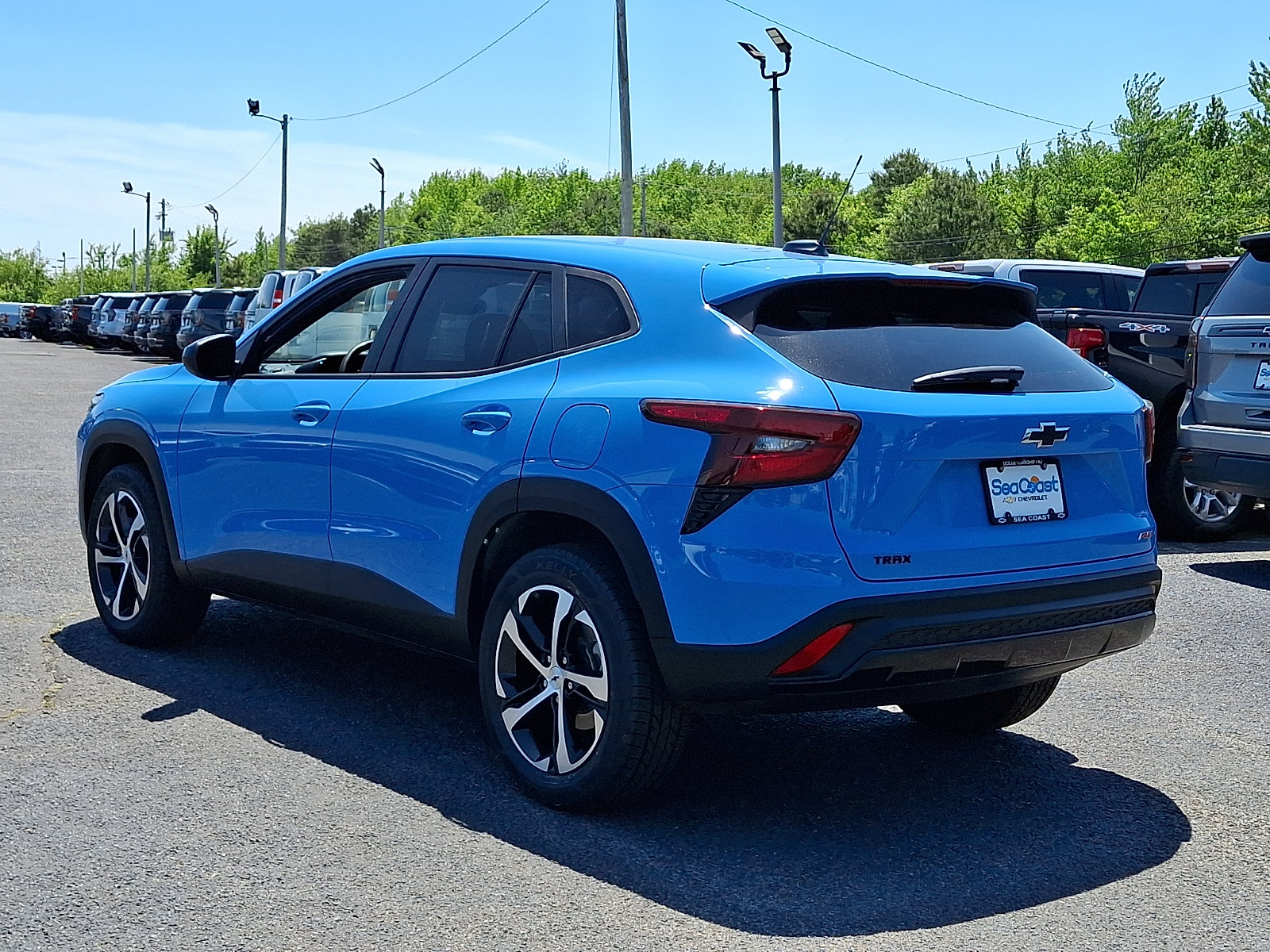 Certified 2024 Chevrolet Trax RS FWD image 5