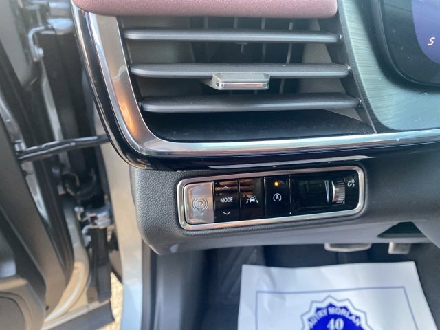 New 2025 Buick Envision Sport Touring image 19