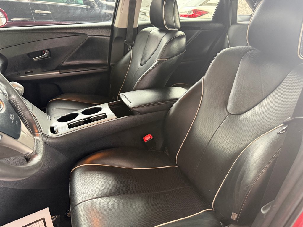Used 2013 Toyota Venza XLE w/ XLE Premium Pkg FWD image 6