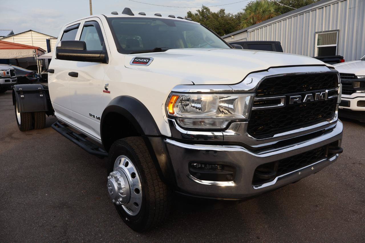 Used 2019 RAM 5500 Tradesman w/ Electrical Accessory Group AWD/4WD image 3
