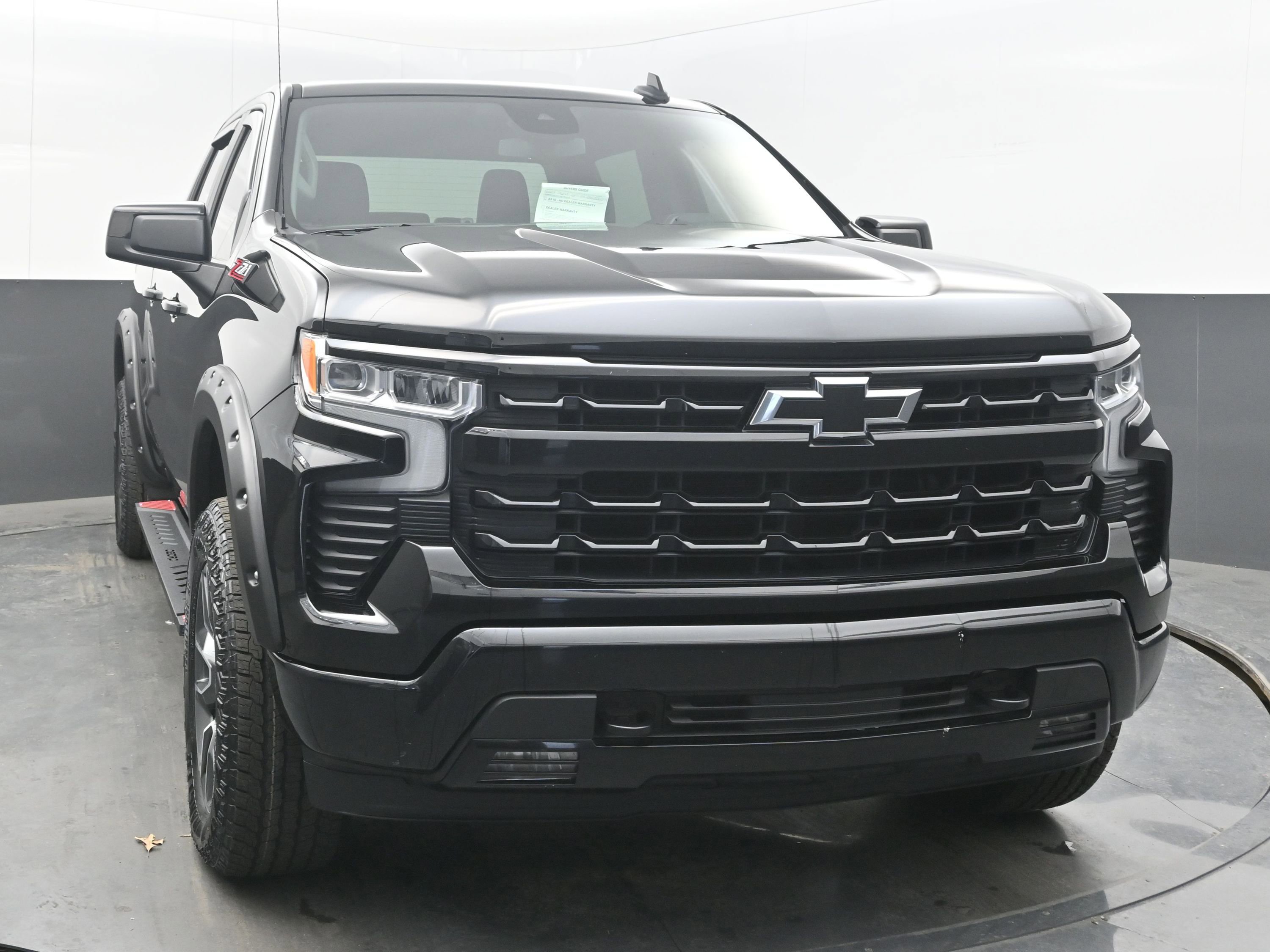 Used 2023 Chevrolet Silverado 1500 RST w/ Z71 Off-Road Package image 3
