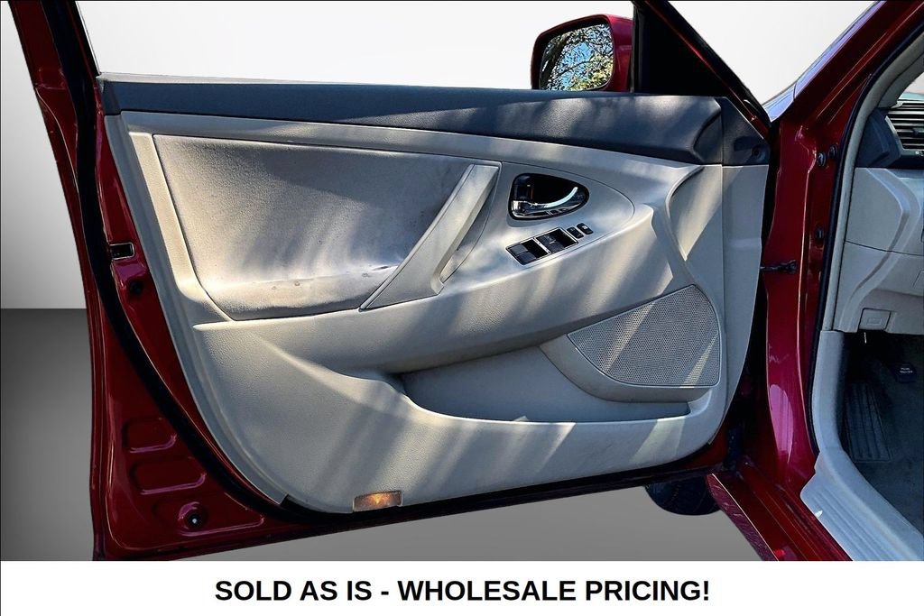 Used 2008 Toyota Camry LE FWD image 19