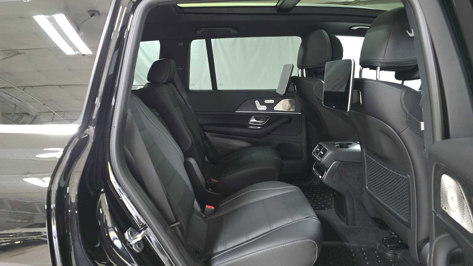 New 2026 Mercedes-Benz GLS 450 4MATIC image 15