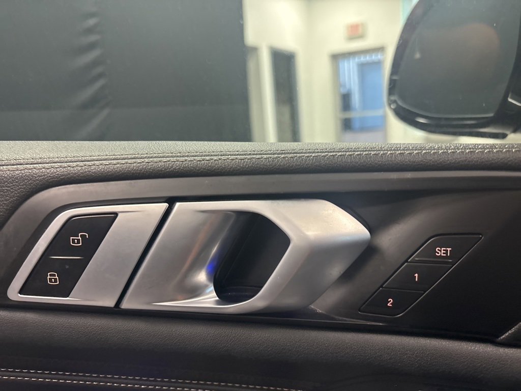 Used 2023 BMW X5 sDrive40i image 22